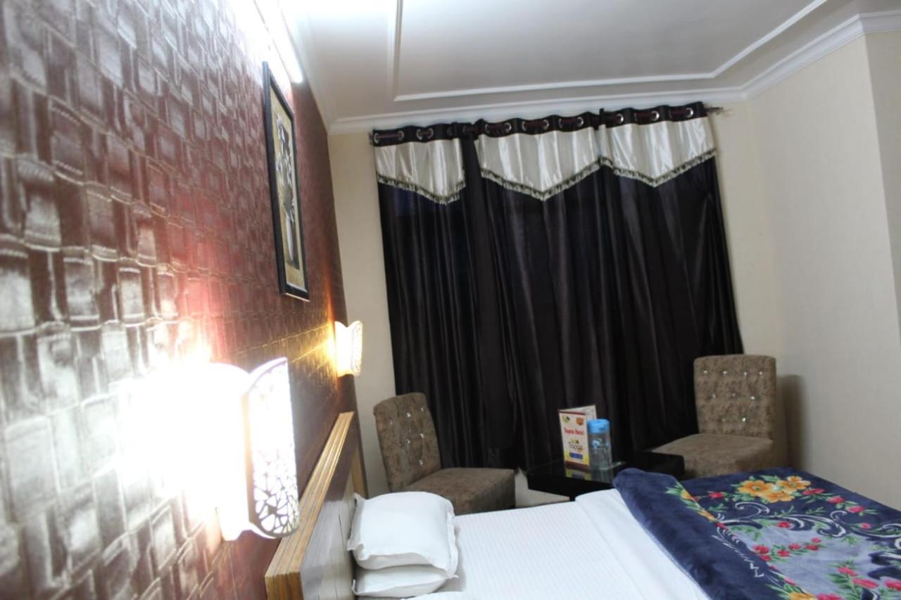 Hotel Topaz Далхаузи Экстерьер фото
